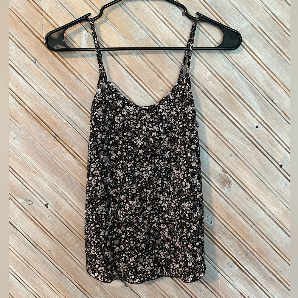 Wilfred 100% Silk Black and White Floral Tank Adjustable Camisole Soft